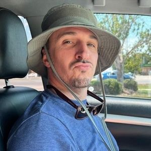 Meet your Posher, Chris